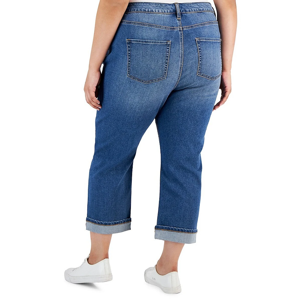 Plus Mid-Rise Curvy Capri Jeans