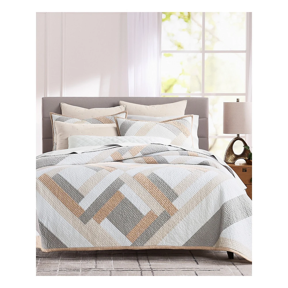 Pieced Diamond Cotton Quilt