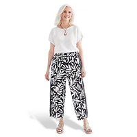 Petite ​Border-Print Cropped Wide-Leg Pants