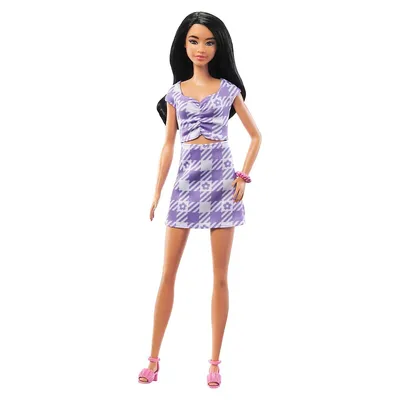Poupée Barbie Fab avec robe à gros carreaux