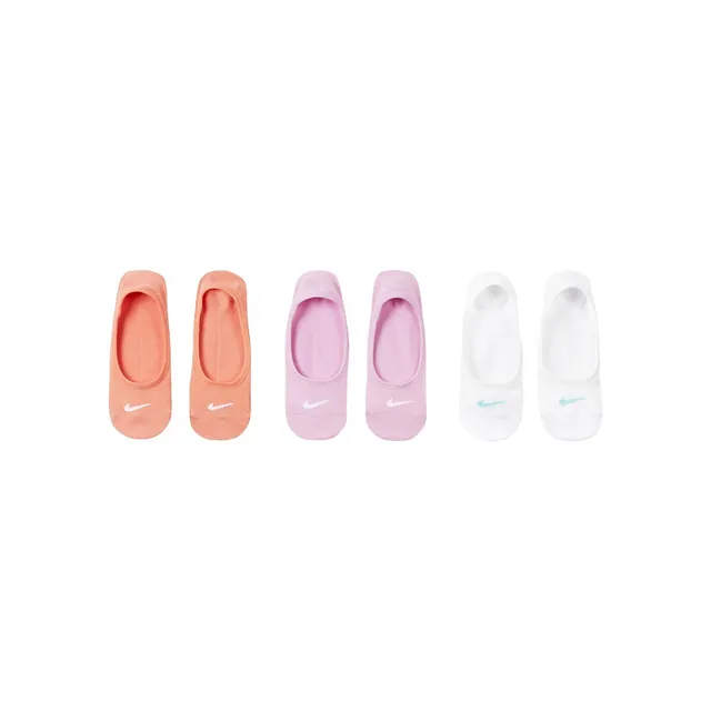 Nike Womens 3 Pair Pack Everyday Plus Cushioned Training Footie Socks Size  - 6-10 : : Clothing, Shoes & Accessories