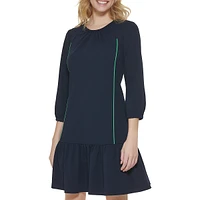Robe fourreau à bord volanté et manches bouffantes