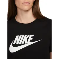 Sportswear Essentials Logo T-Shirt