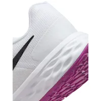 Women's Nike Revolution 6 Sneakers