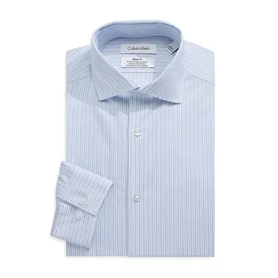 Chemise habillée de coupe ajustée en tissu extensible et infroissable à rayures