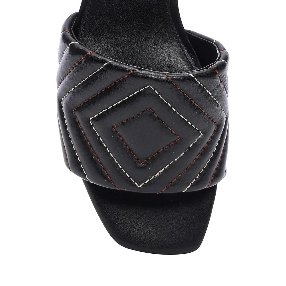 Sandales de style mule en cuir matelassé Smart Creations Culture