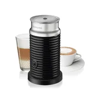 Machine à café et à espresso Vertuo Next avec Aeroccino