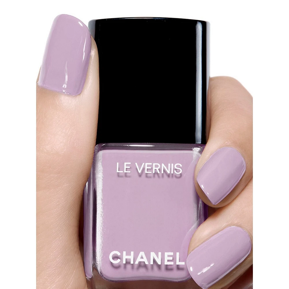 NAIL COLOUR