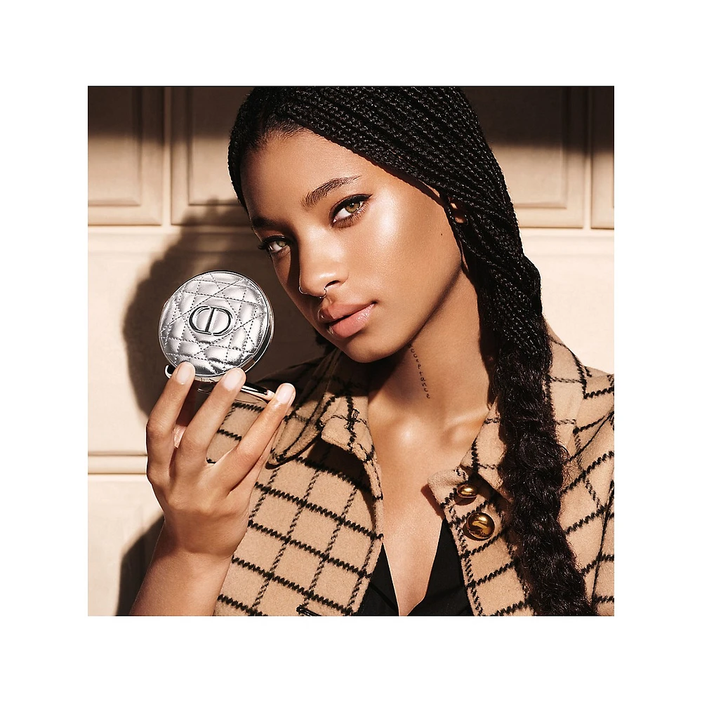 Poudre illuminatrice Forever Glow Luminizer