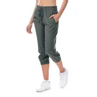 Womens 4-way Woven Capri With 23-inch Inseam, Side Zip Pockets
