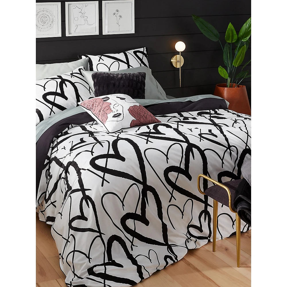 Maison Jiji + Hudson’s Bay Hearts 3-Piece Velvet Duvet Cover Set