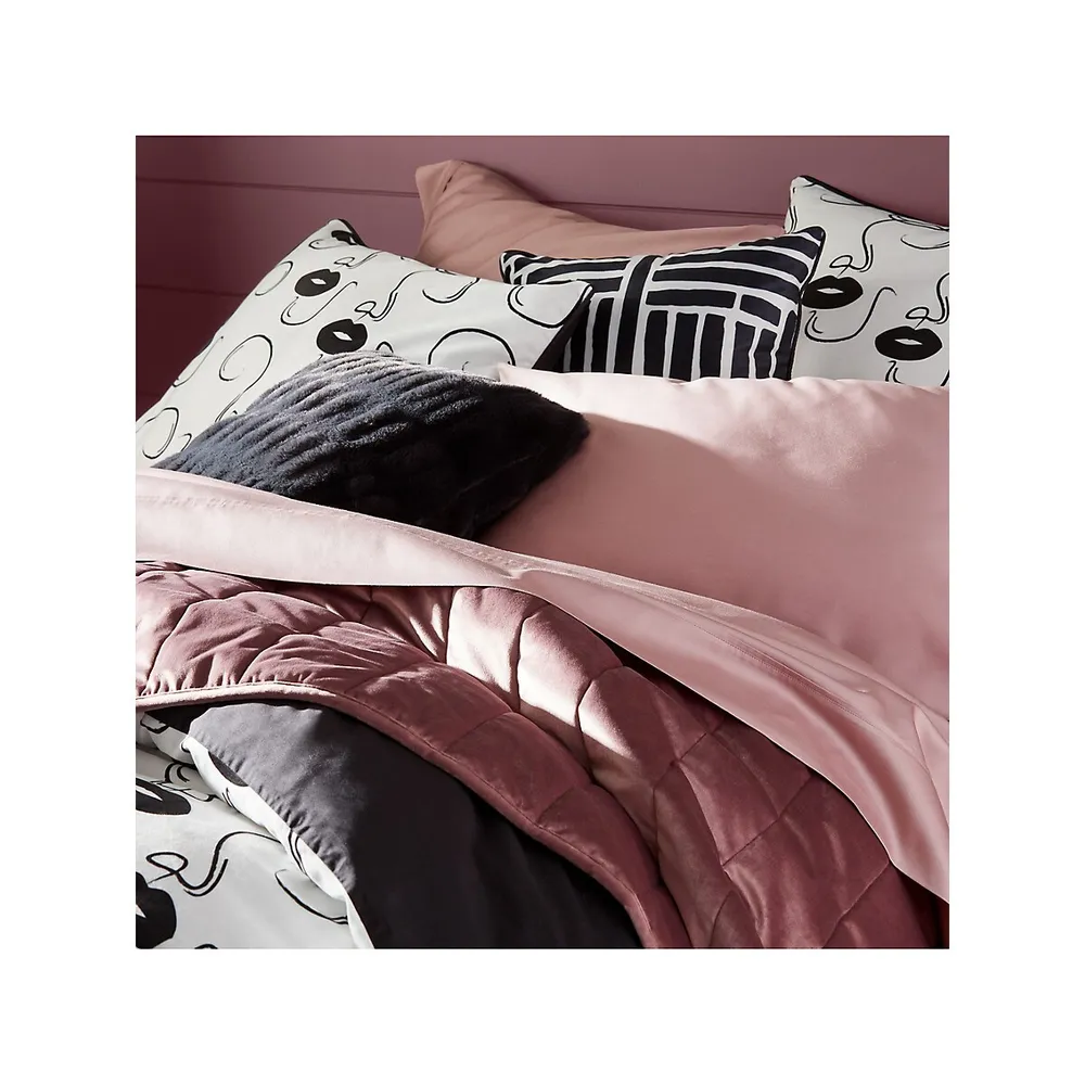 Maison Jiji + Hudson’s Bay Visage 3-Piece Velvet Duvet Cover Set
