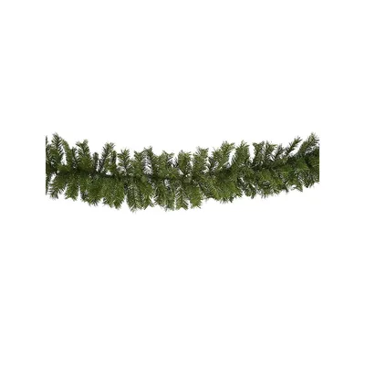 9ft Forest Pine Garland with 200 Mixed Tips