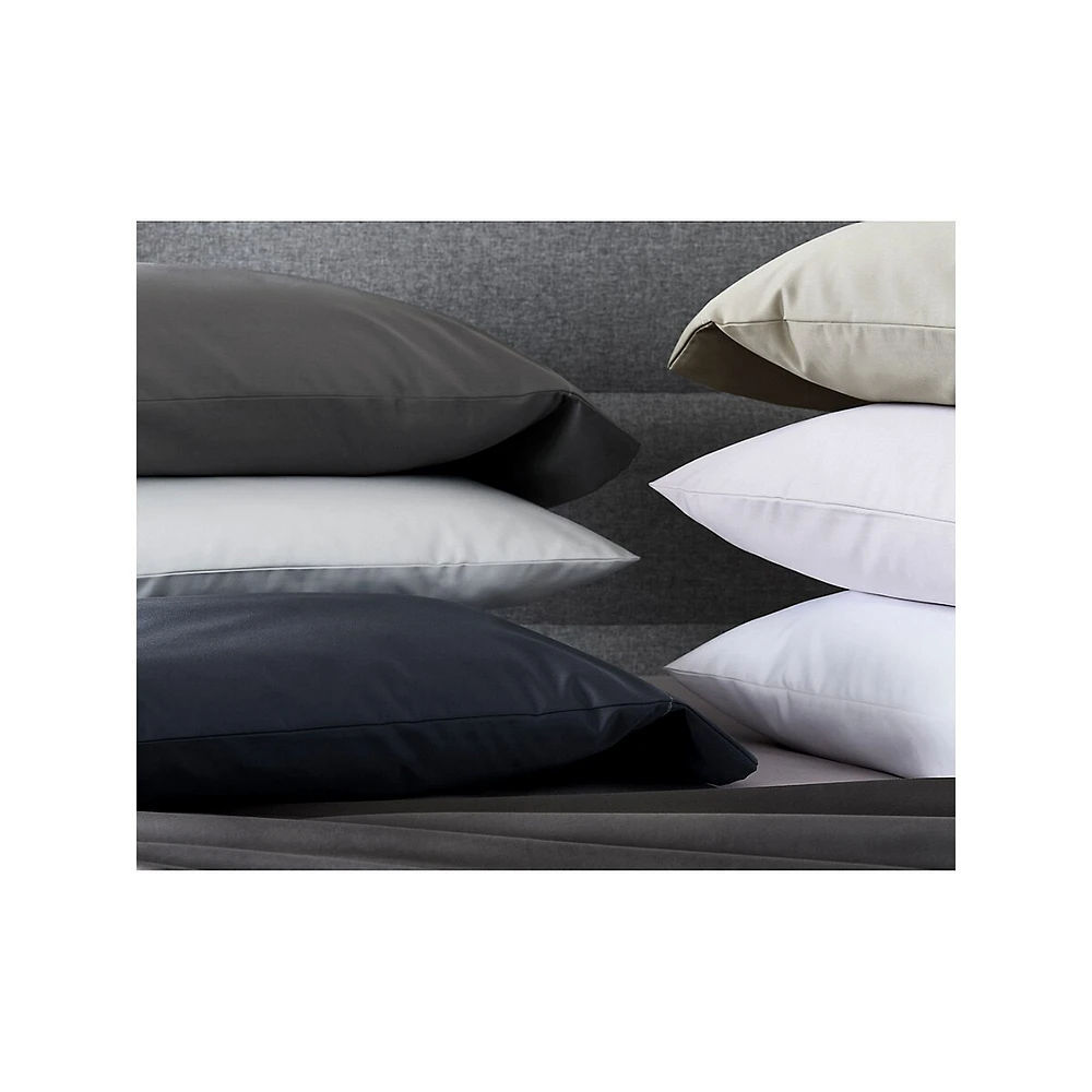 600 Thread Count Wrinkle-Resistant Long Staple Cotton Fitted Sheet