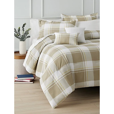 Oliver Comforter Set