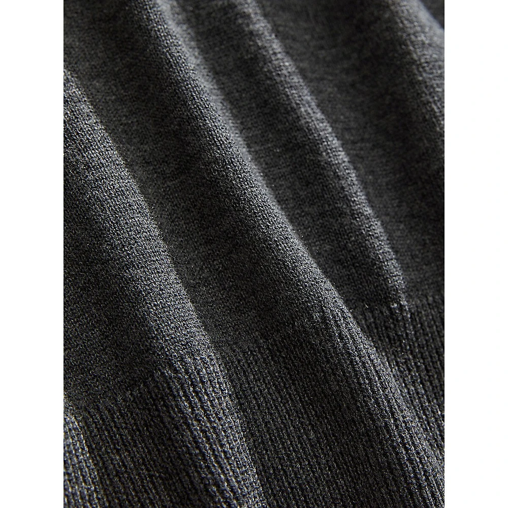 Milo Merino Wool Basic V-Neck Sweater