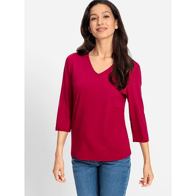 Life Motion Three-Quarter Sleeve V-Neck T-Shirt