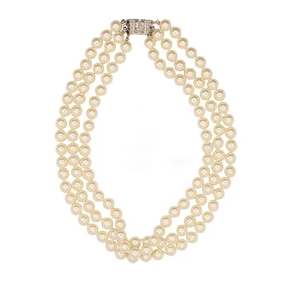Jackie Onassis Pearl Necklace