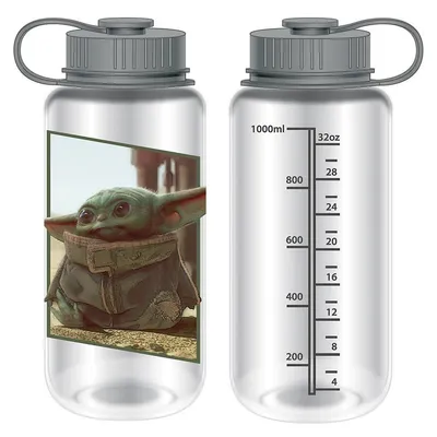 Star Wars The Mandaloriand Grogu 32 Oz. Water Bottle