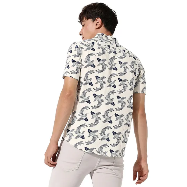 Campus Sutra Men's Fish Print Button Up Shirt