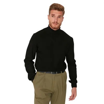 Male Regular Fit Basic Turtleneck Knitwear Sweater
