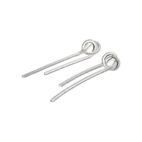 Boucles d'oreilles linéaires avec chaîne serpentine argentée et nœud