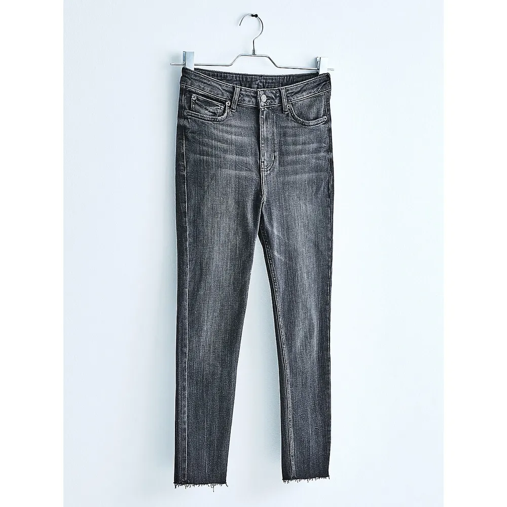 High-Waist 90s Ankle Skinny Jeans