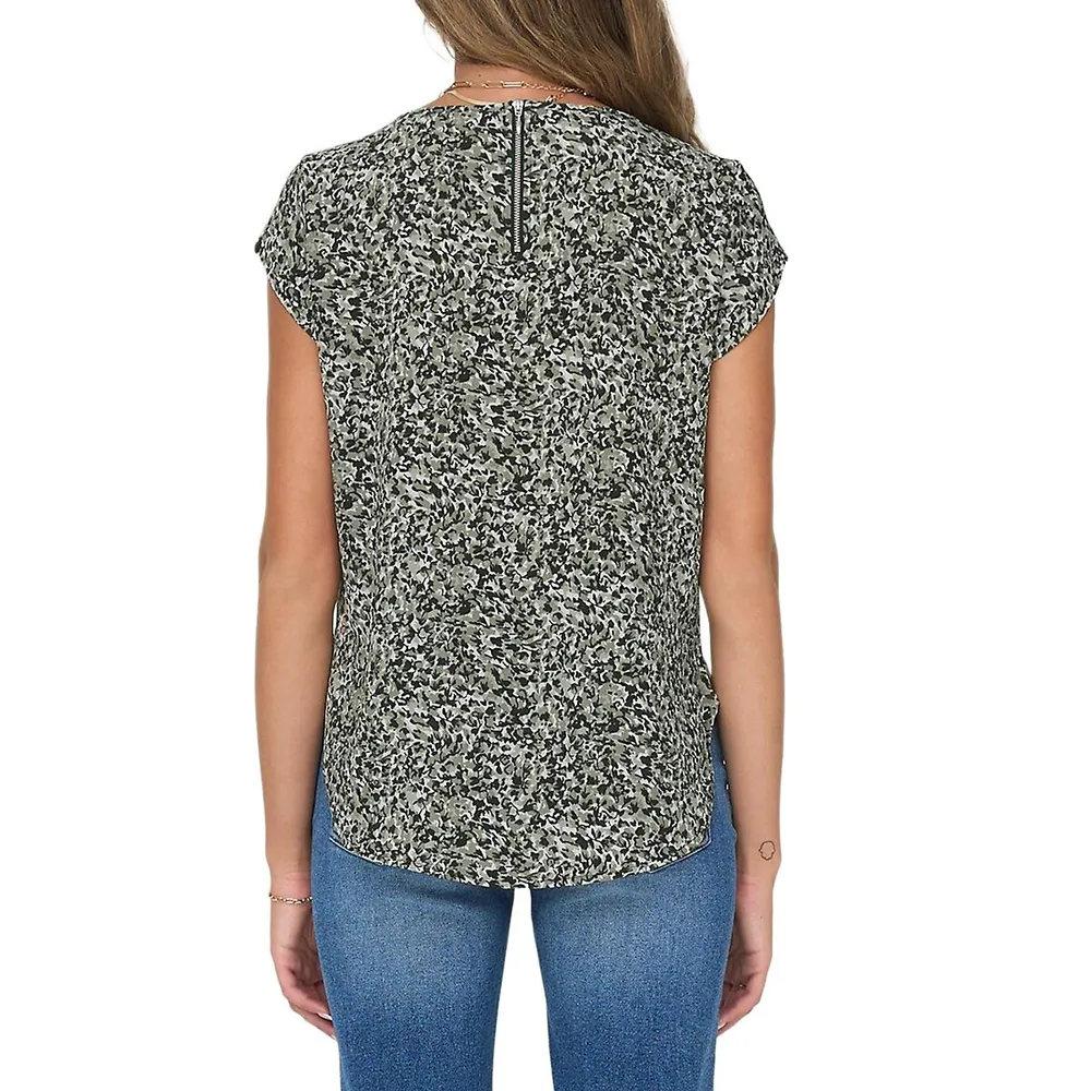 Roundneck Ditsy-Floral Blouse