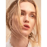 Wild Mustang Lip Veil
