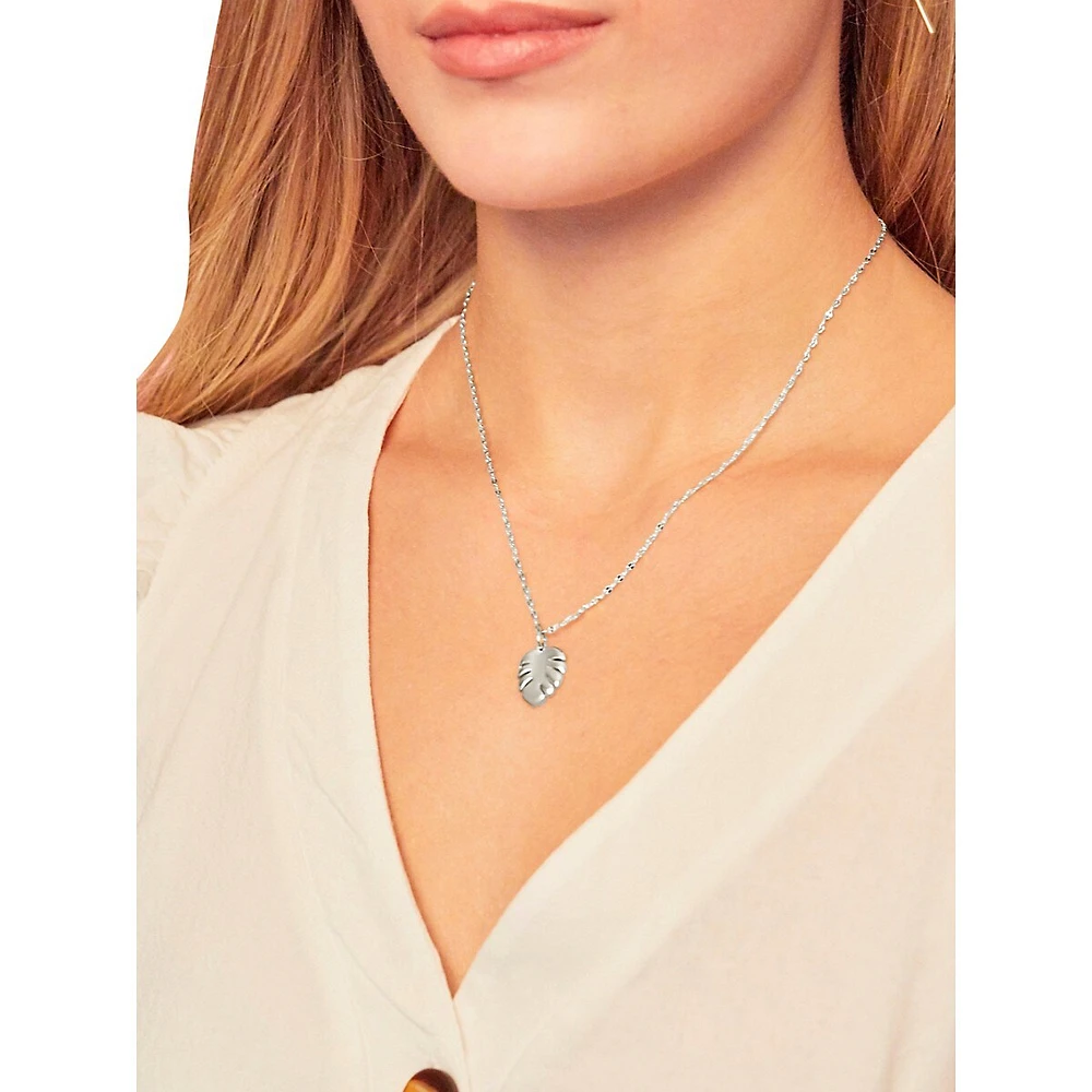 Collier à pendentif en étain plaqué argent Palm Gardenia