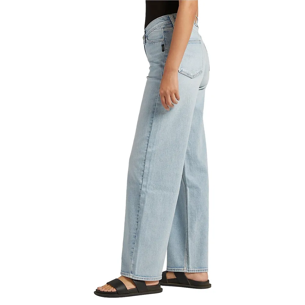 V-Front Mid-Rise Wide-Leg Jeans