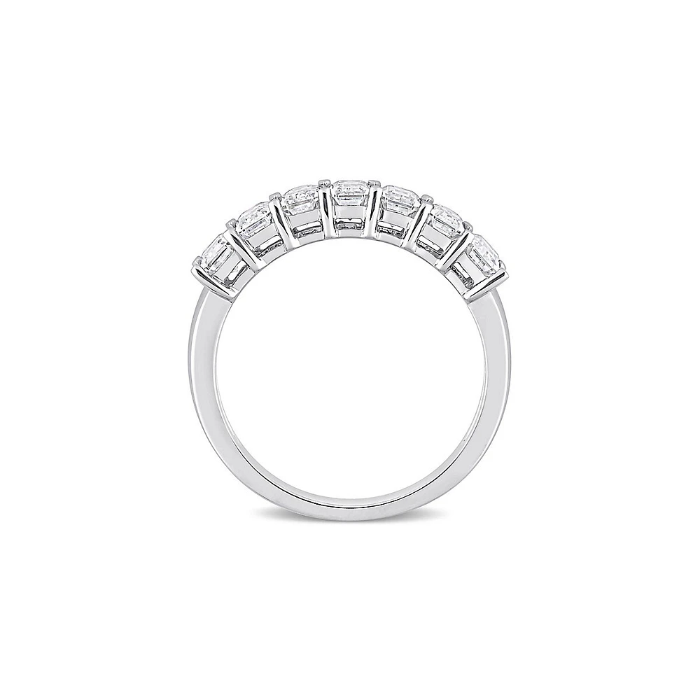 Or blanc 10 ct et 2,1 ct. Bague semi-éternité ajourée en émeraude Moissanite D.E.W.