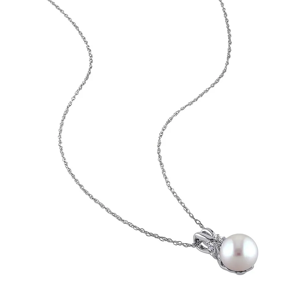 Collier à pendentif en or blanc 10 ct avec perle d'eau douce de culture et diamants 0,01 ct PT