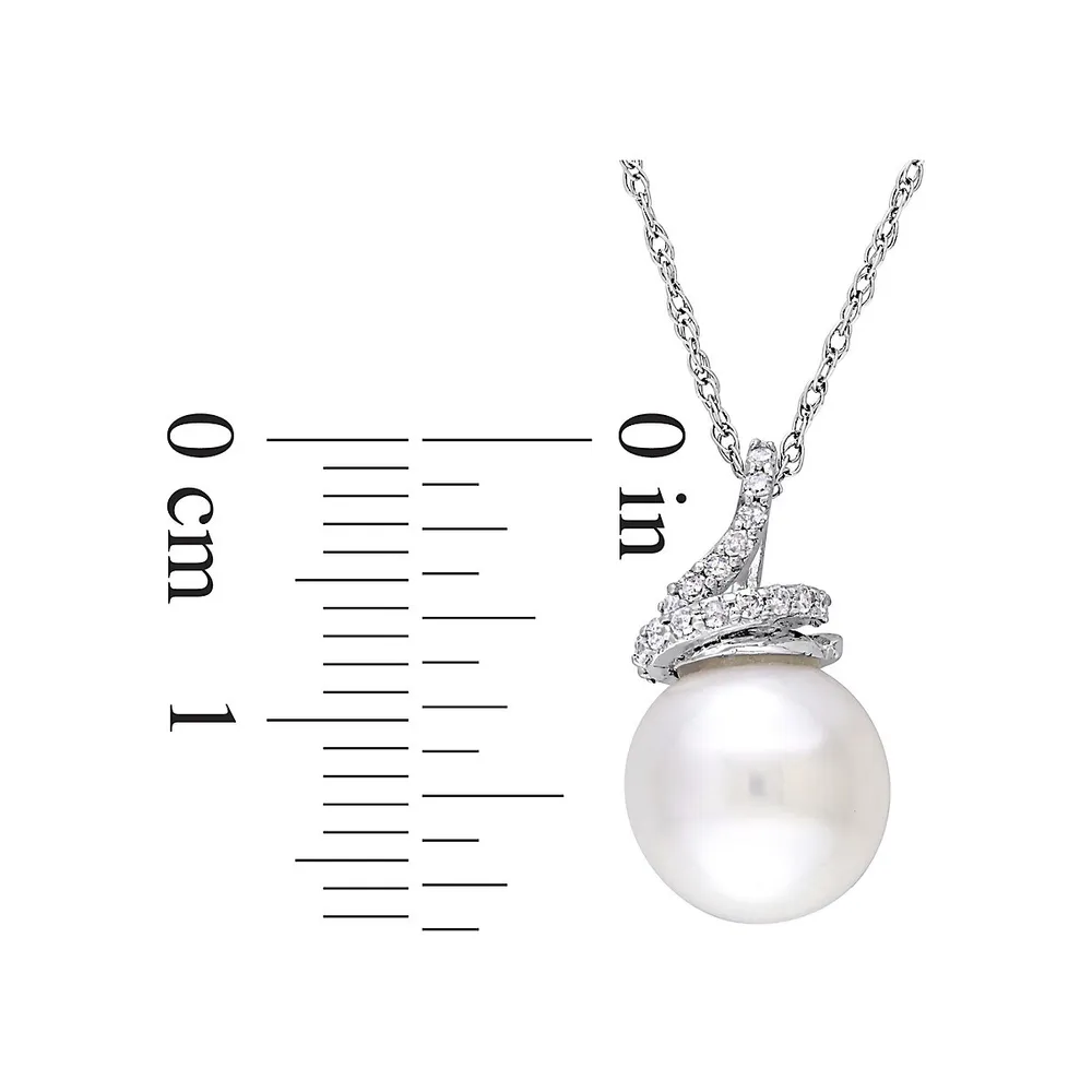 Collier à pendentif en or blanc 10 ct, perle d'eau douce de culture 9-9,5 mm et diamants 0,1 ct PT