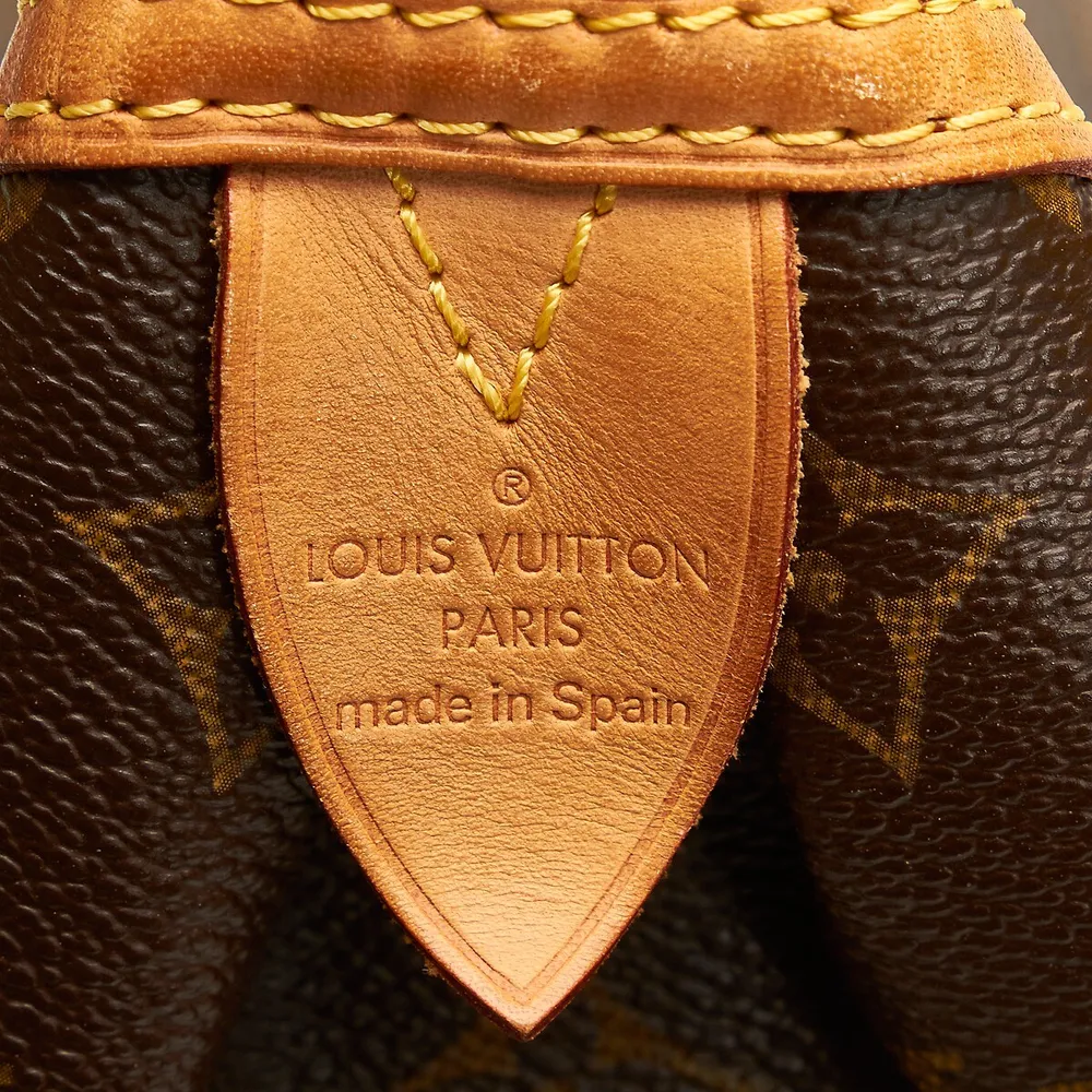 Louis Vuitton Pre-loved Montorgueil Pm