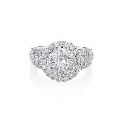 Halo Ring With 2 Carat Of Diamonds 10kt White Gold
