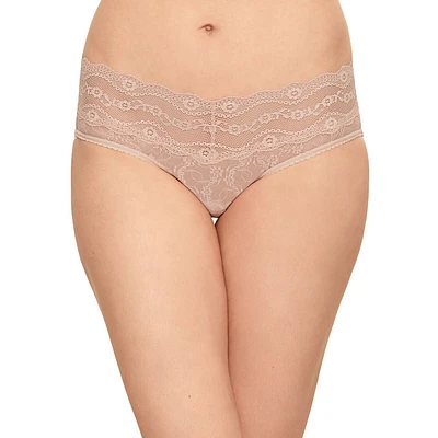 BTemptD Lace Kiss Hipster