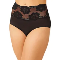 Light & Lacy Briefs