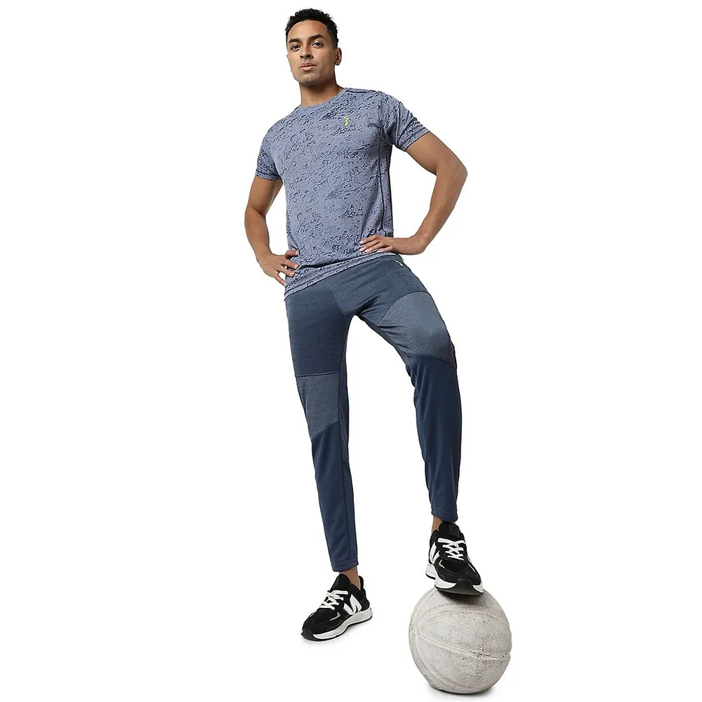 Buy Campus Sutra Men Solid Full Sleeve Stylish Activewear & Sports