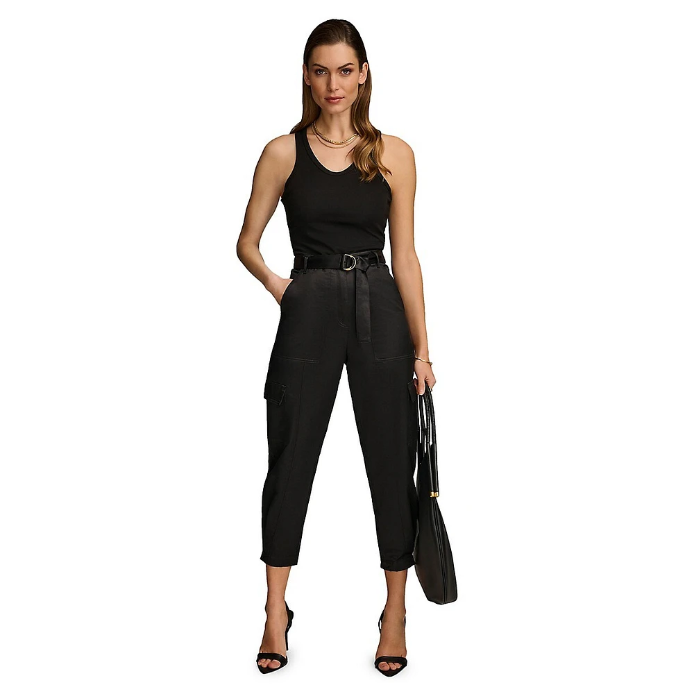 Pantalon cargo court en satin à taille haute