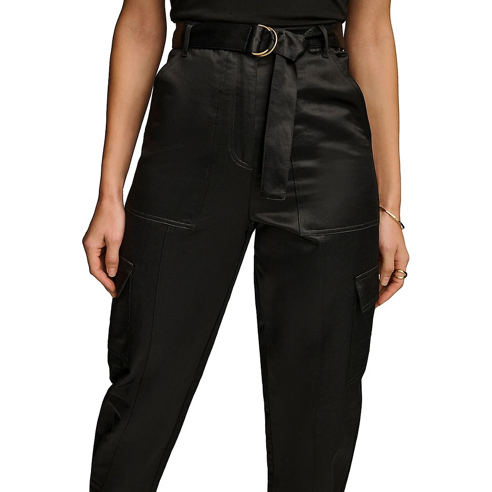 Pantalon cargo court en satin à taille haute