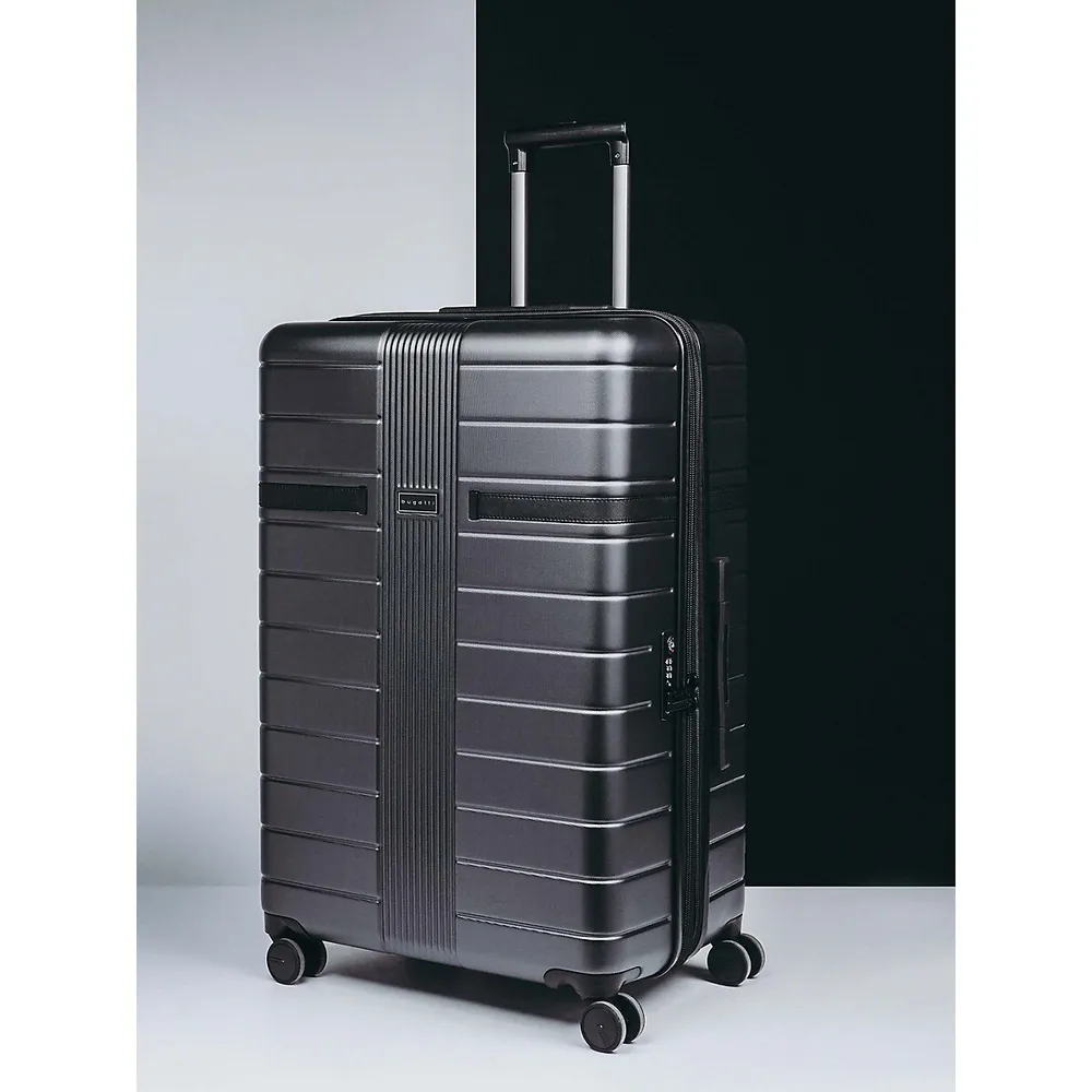 Hamburg 30-Inch Hardside Spinner Suitcase