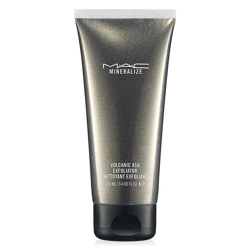 Nettoyant exfoliant à la cendre volcanique
