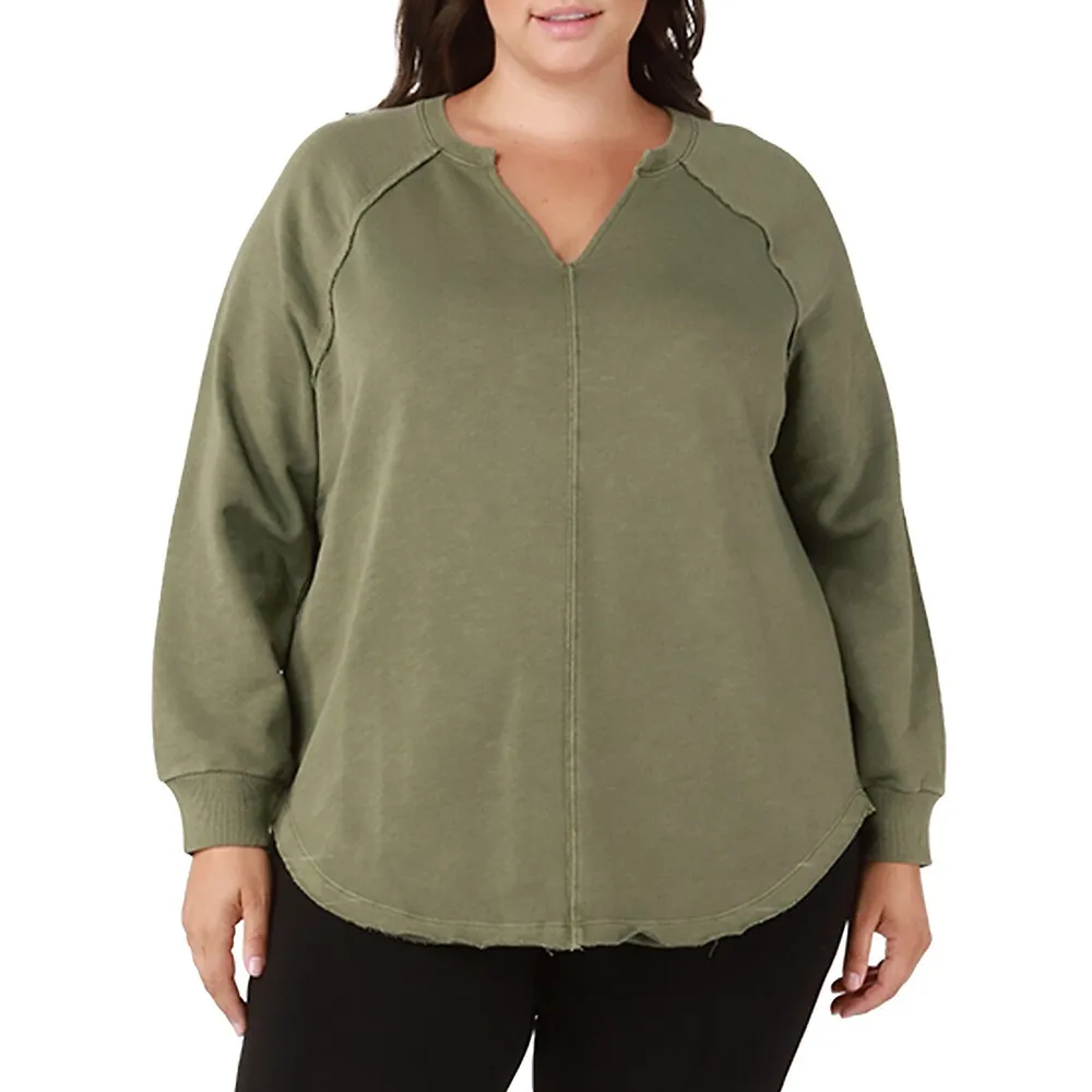 Plus Raw Edge Rounded Hem Knit Top