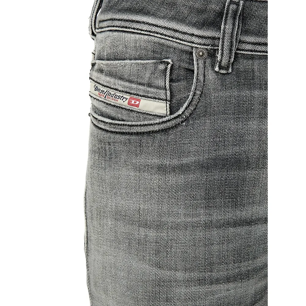 Diesel 1979 Sleenker Jeans 09E71