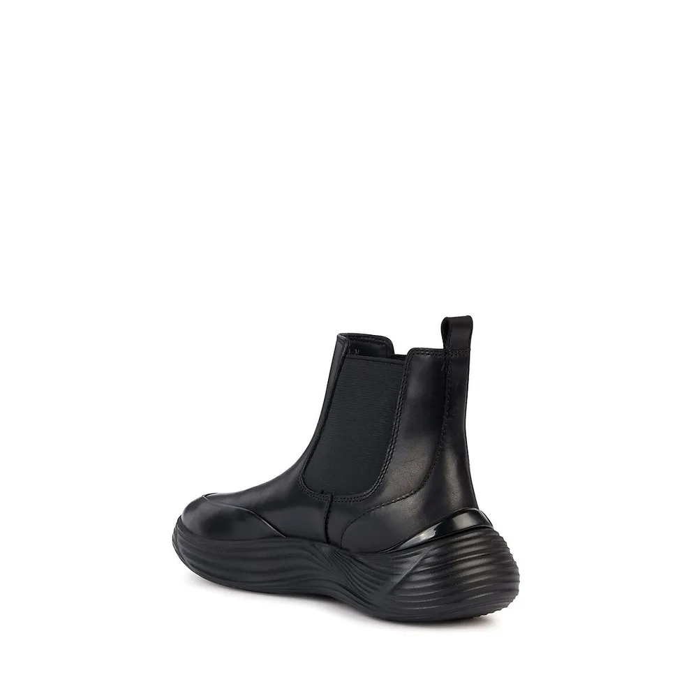 Women's Fluctis A Leather Chelsea Boots