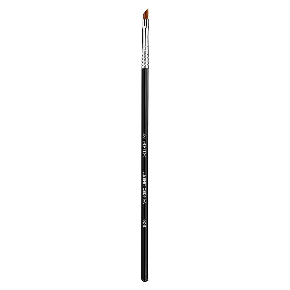 E06 Winged Liner Brush