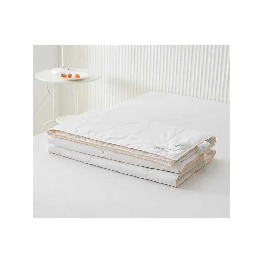 Royal Elite 233 Thread Count Silk Duvet