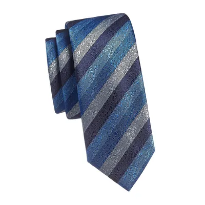 Cravate étroite texturée à rayures