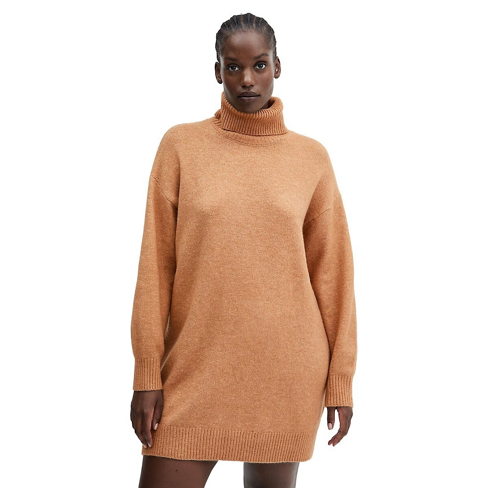 Petite robe chandail à col roulé